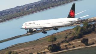 Best Emergency landing plane ;; boeing 777 ;; small airport // game