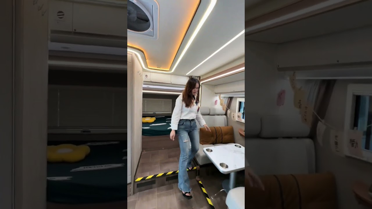 There was a sudden strong wind while camping in the RV. Let’s see how I pack up the RV.