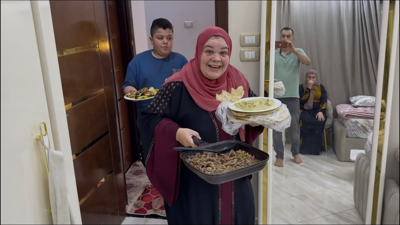 ام جني عايزين توقعوني في شر اعملكم ياظالمه 😜😜😜بس لو اجتمع الانس والجن محدش هيعرف يضرني غير ربنا👌👆😜