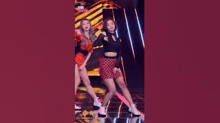 MOMOLAND, I'm So Hot YEONWOO Focus [THE SHOW 190326]