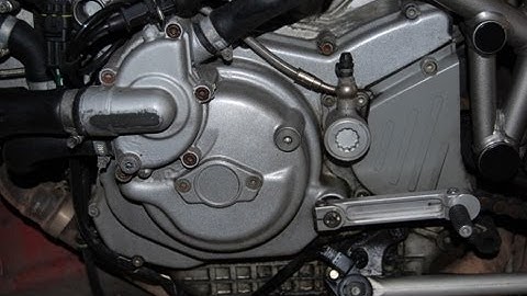 Ducati 916 / 748 / 996 timing belt change, LH timing window revision