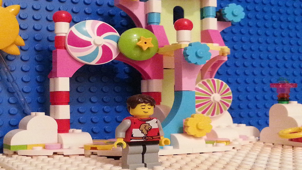 Phase   (A Old Lego Music Video)