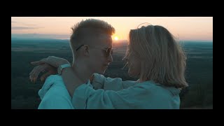 Video thumbnail of "Eliška Rusková & ESO - SIGNÁLY (prod. MARK VOSS) |OFFICIAL VIDEO|"