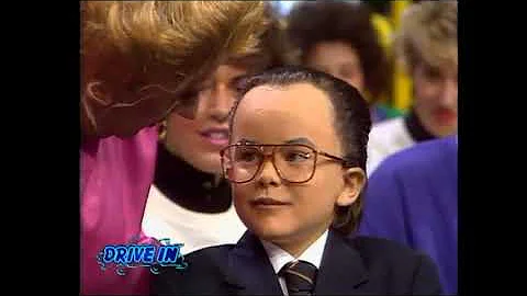1987 ,IMITAZIONE DELLA SANDRA MILO DEL PROGRAMMA  ...
