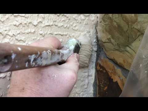 how-to-paint-straight-lines-on-textured-exterior-walls---spencer-colgan
