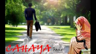 Pelarian cinta. CAHAYA band