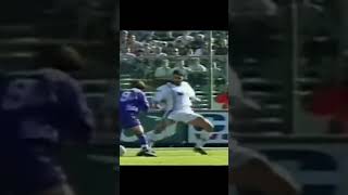 Batigol 👑   #GabrielBatistuta #LegendaSepakbola #StrikerLegendaris #SepakbolaJadul #Sepakbola90an