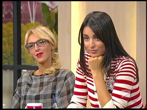 სოფო ნიჟარაძე მოსწავლეებთან ერთად / სხვა შუადღე