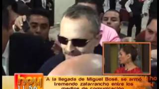 Miguel Bosé llega a México - Programa Hoy (17/jul)