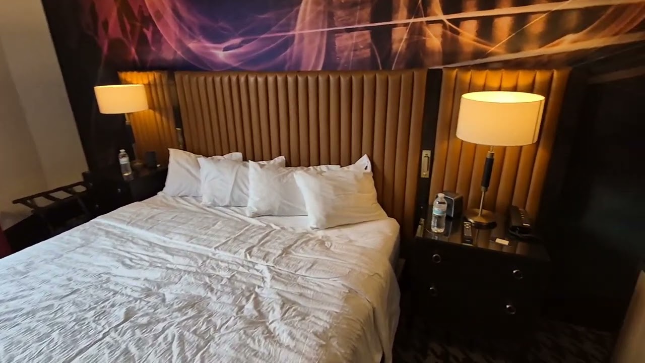 rocksino deadwood king room room tour with outlaw square view
