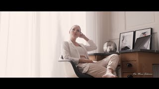 Sofia  -  Hypnotized - Ikoliks