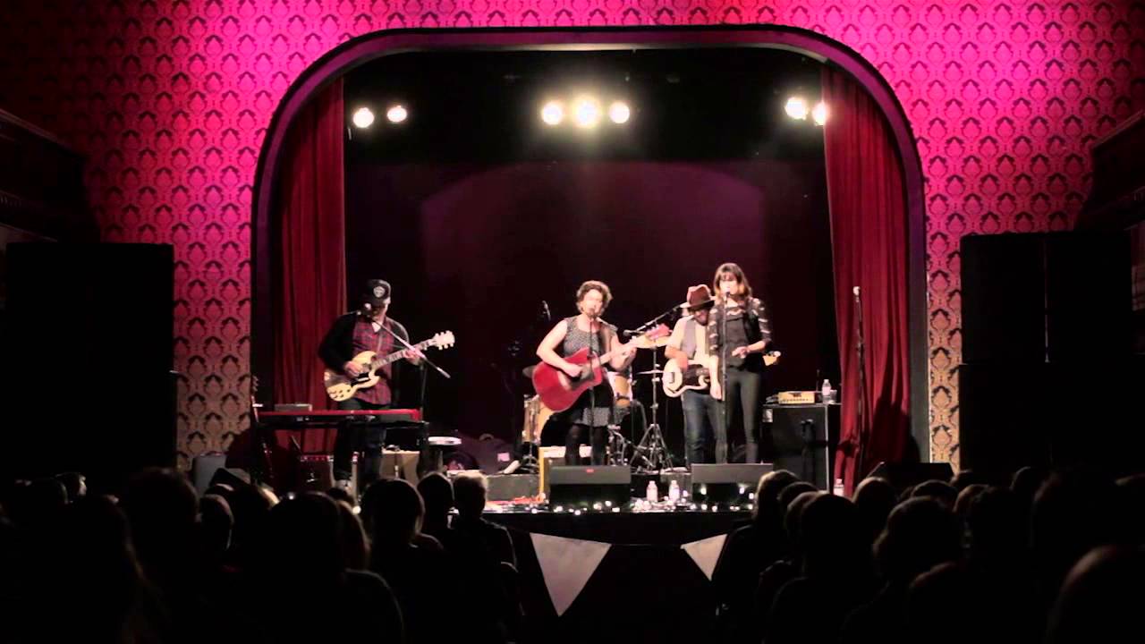 Oh Susanna Drunk As A Sailor live At The Great Hall YouTube Oh susanna drunk as a sailor live at the great hall youtube