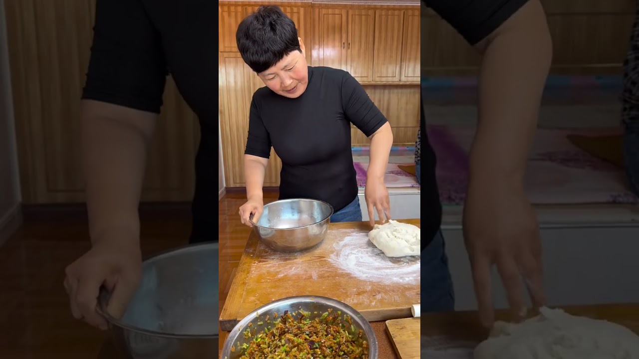 又发烧🤒39度，全身酸疼，明天就不更新啦❤️#大锅蒸饺 #东北农村生活 #农家饭 #一起包饺子#2024新农人计划  @抖音媒体内容优推官