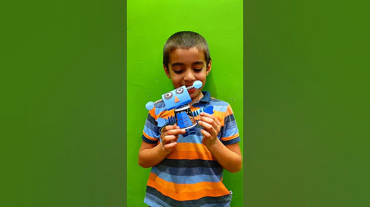 TRASH TO TREASURE | Robot | Junkbot  #recycledrobot #shorts  #trendingshorts #bestoutofwaste