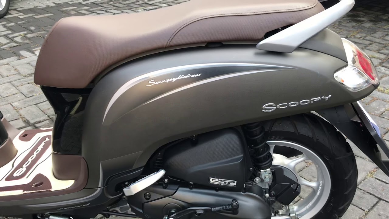 [SOLD] Honda Scoopy 2018 (Odo 7,000km)