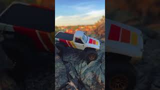 Scx30 Clique #axial #scx30 #microcrawler #rccrawler #desertlife #injora #toyota