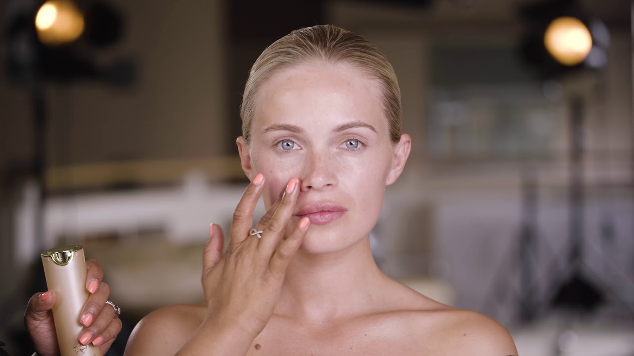 Daily radiance with Flawless PhotoGlow. Behind the scenes with MUA Mira Parmar