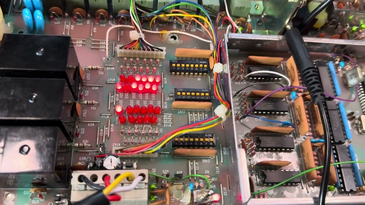 Icom AT-130 FIXED! - YouTube