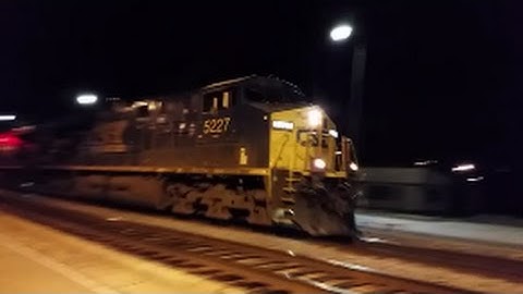 [CSX]5227 ES40DC Leads LO33-30 @ Notch 8!!! @ Track Speed Through Fayetteville NC