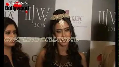 Hrishitaa Bhatt Walks The Ramp For G K Jewels at Gitanjali Gems IIJW  2015 Day 2