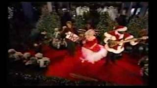 Video thumbnail of "Cyndi Lauper - Early Christmas Morning (Live)"