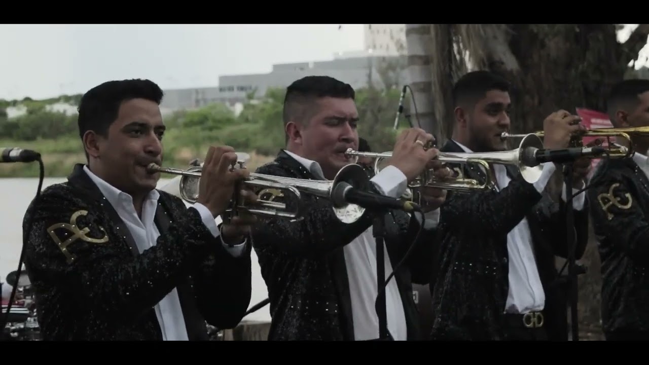 EL MUCHACHO ALEGRE...  BANDA CIEN 5 DE XALISCO NAYARIT.