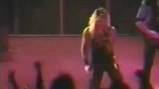 MOTLEY CRUE  SHOUT AT THE DEVIL LIVE 87