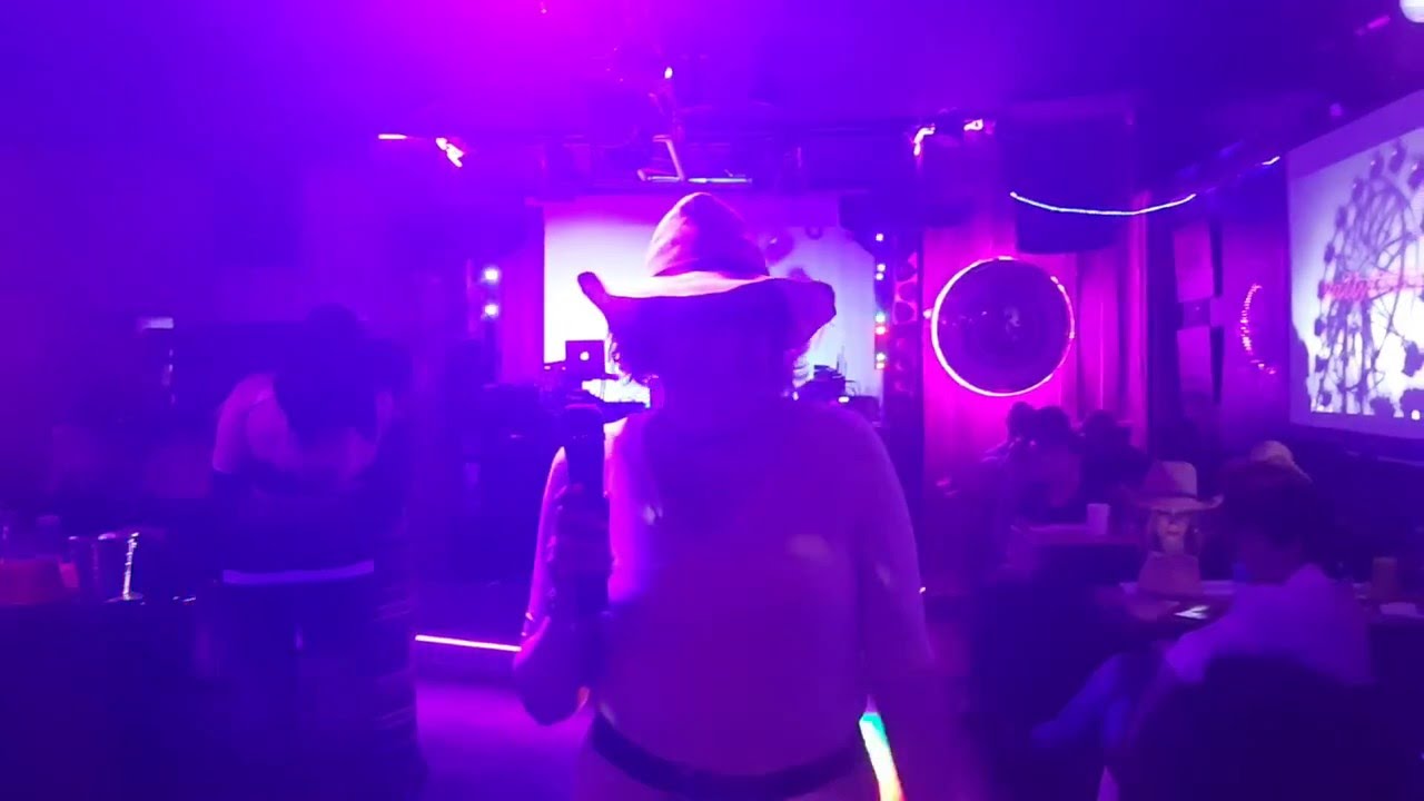 KingDiscoPub Karaoke a Roma vid del 16/04/2016 YouTube