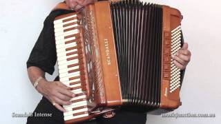 Scandalli model Intense accordion demonstration chords