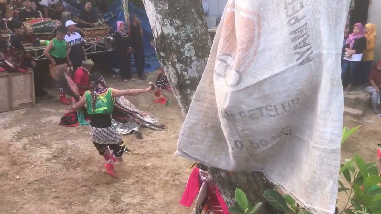 Jaranan terbaru!!! Budaya Pangestu Lik pinggir fajarisuk pringsewu lampung live kuburan cina