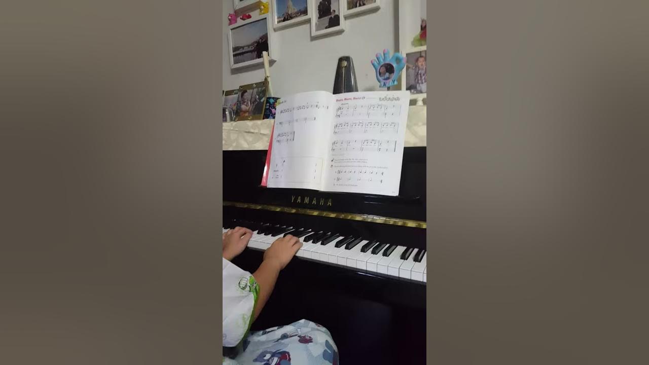 Buzz buzz buzz piano forte