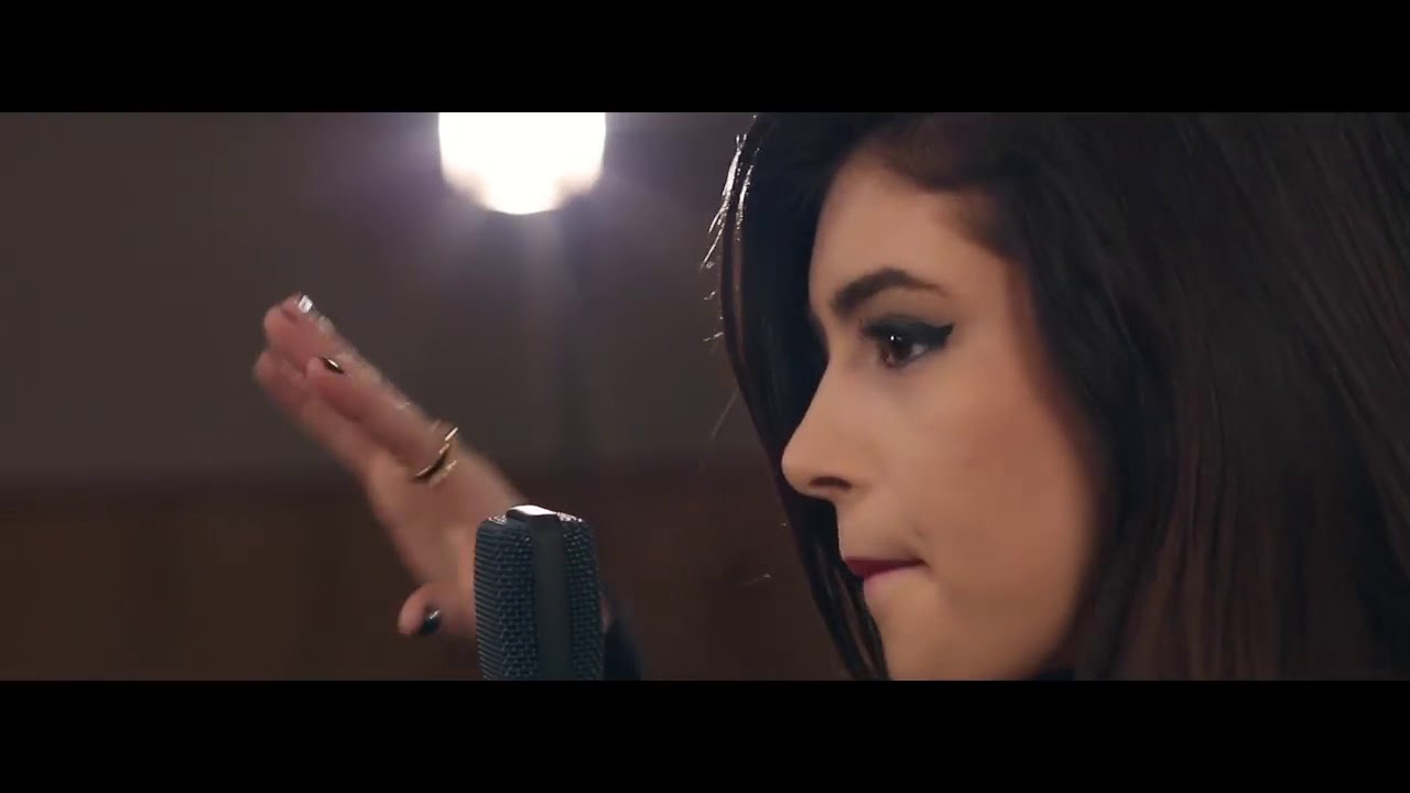 Youtube Chrissy Costanza