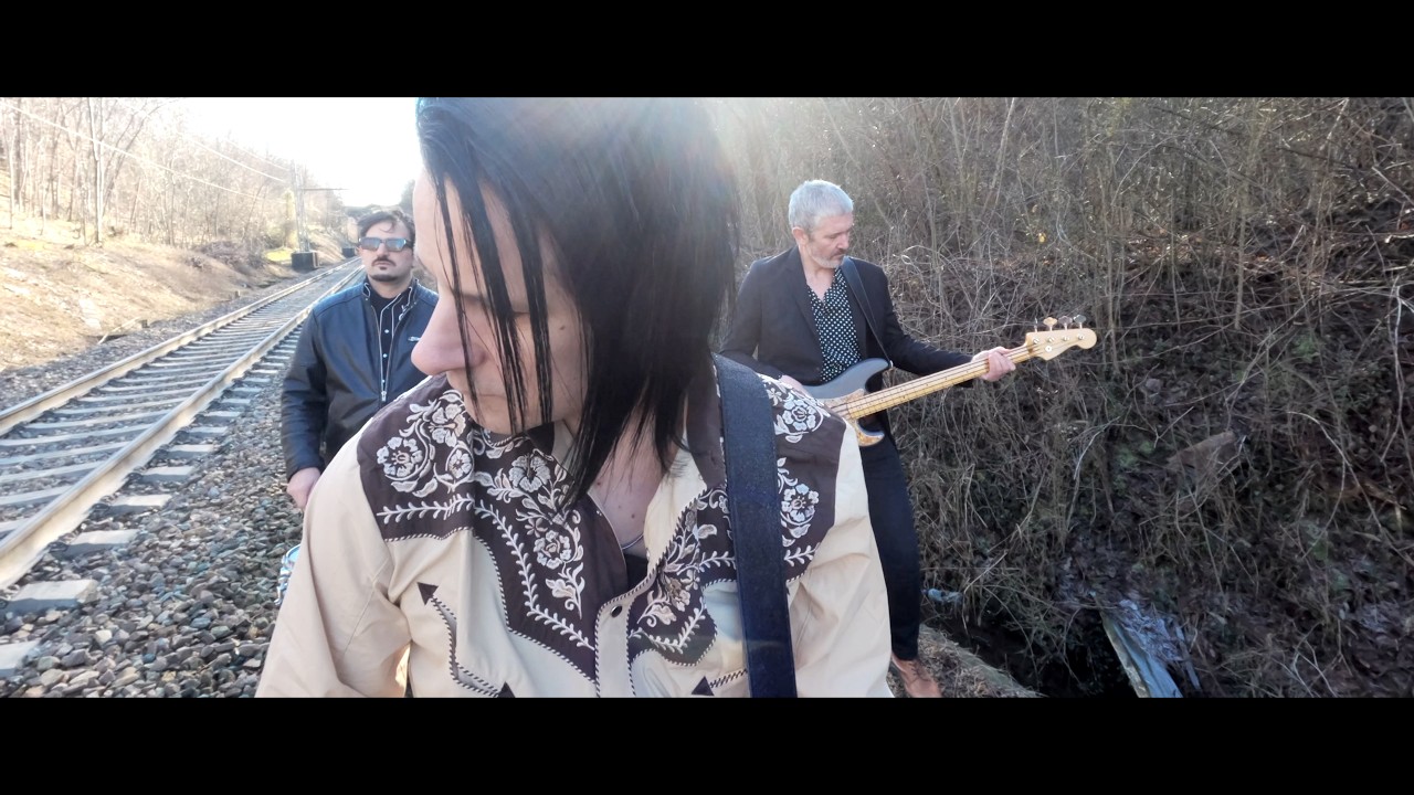 Watch The Three Blind Mice - Highway Ghosts - Official Videoclip on YouTube Watch The Three Blind Mice - Highway Ghosts - Official Videoclip on YouTube