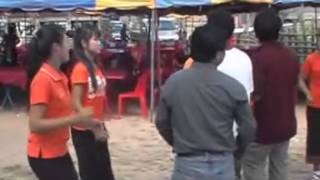 รินเหล้าขาว - YouTube_3.FLV