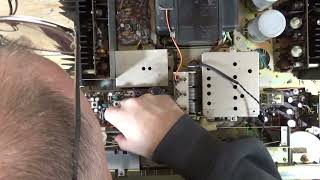 Marantz 2270 Stereo Receiver Resurrection Part 4 - Replacing the Lamps & Stereo Beacon