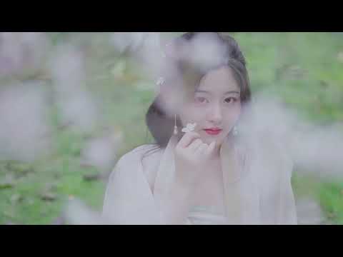 【汉服】【外景】【MV】我与春风皆过客， 你携秋水揽星河。  [Chinese clothing]