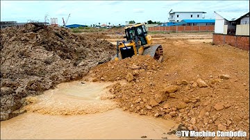 Great Working Expert DOZER SHANTUI DH17 C2 Removal Clearing Mud And Pushing Soil Making New Road