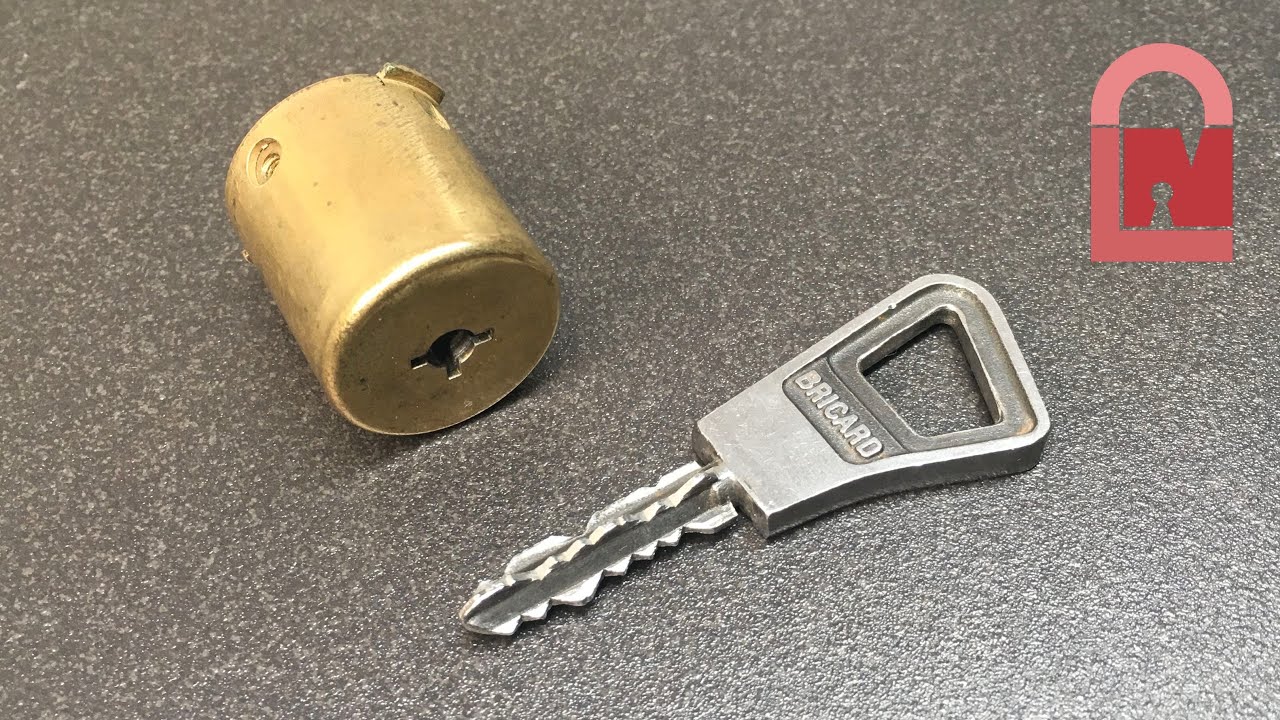 Bricard Supersurete Tri Axis Lock Picked