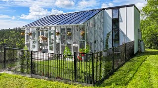 Amazing Luxury Tiny Home with Stunning Conservatory