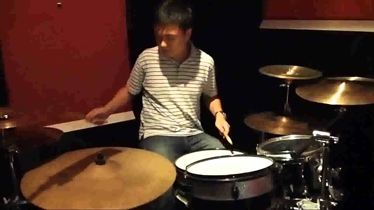 Random Drummer Simon's Random Drum Solo at Resonance Music - YouTube