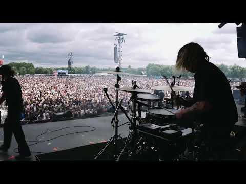 BAD NERVES - 'Can't Be Mine' (Live @ Rock Werchter Festival, Belgium 05/07/26)