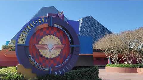 Journey into Imagination with Figment on-ride POV 4K Video  Holiday Sweater 2021