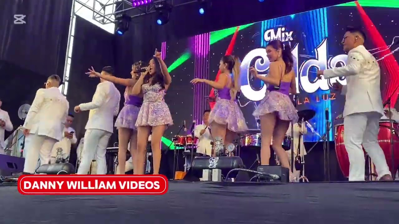 LA BELLA LUZ - Concierto en el Padrino Club 01/07/24 🌊☂️🌴