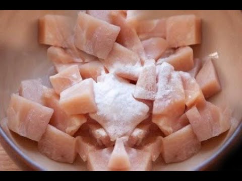 Я всегда посыпаю мясо пищевой содой перед тем, как его готовить. Этот совет мне дала свекровь сестры