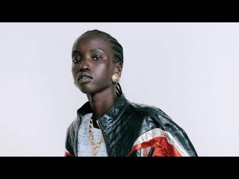 Anok Yai, sublime top model à la peau d' ébène