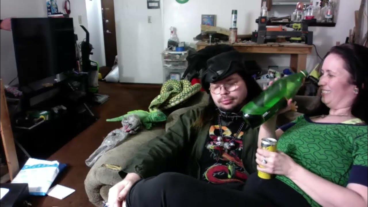 #KINGCOBRAJFS SNEEZES ON GF - YouTube