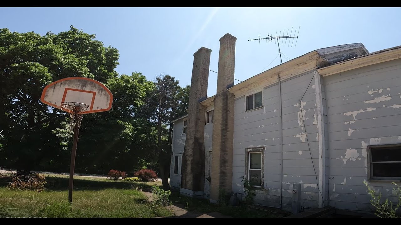 Abandoned prison Wardens home, next to an operating state prison YouTube