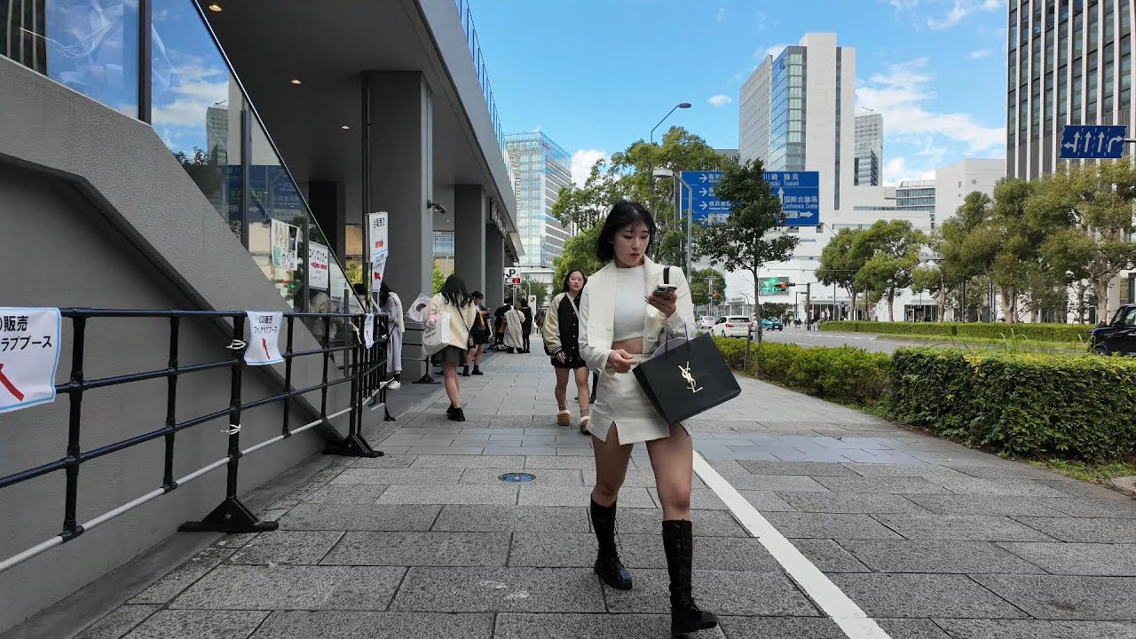 【日本歩/4K Japan Walk】横浜駅周辺を散歩01 (2023/11/18) / Take a walk around Yokohama City, Kanagawa