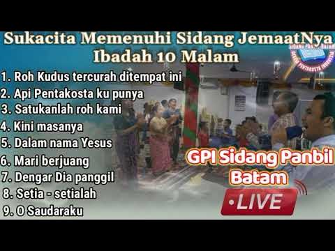 U mushukiga katta sabzavot kiritdi.