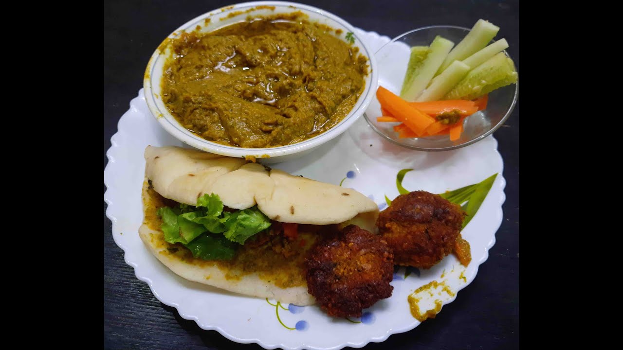 Pita Bread, Falafel & Hummus Wrap | Home-made Green Hummus | Middle Eastern spread | Falafel Wrap